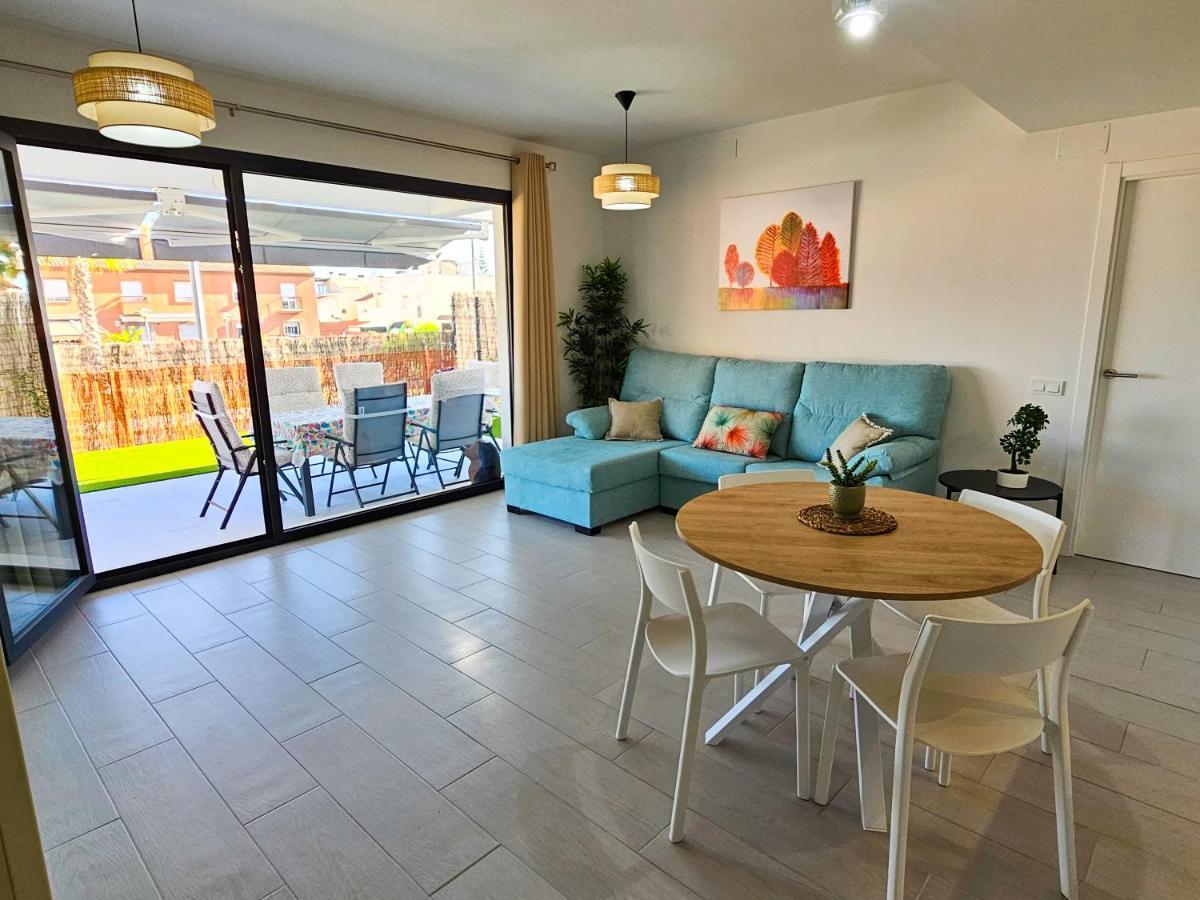 Terrace Mares De Apartment Benajarafe